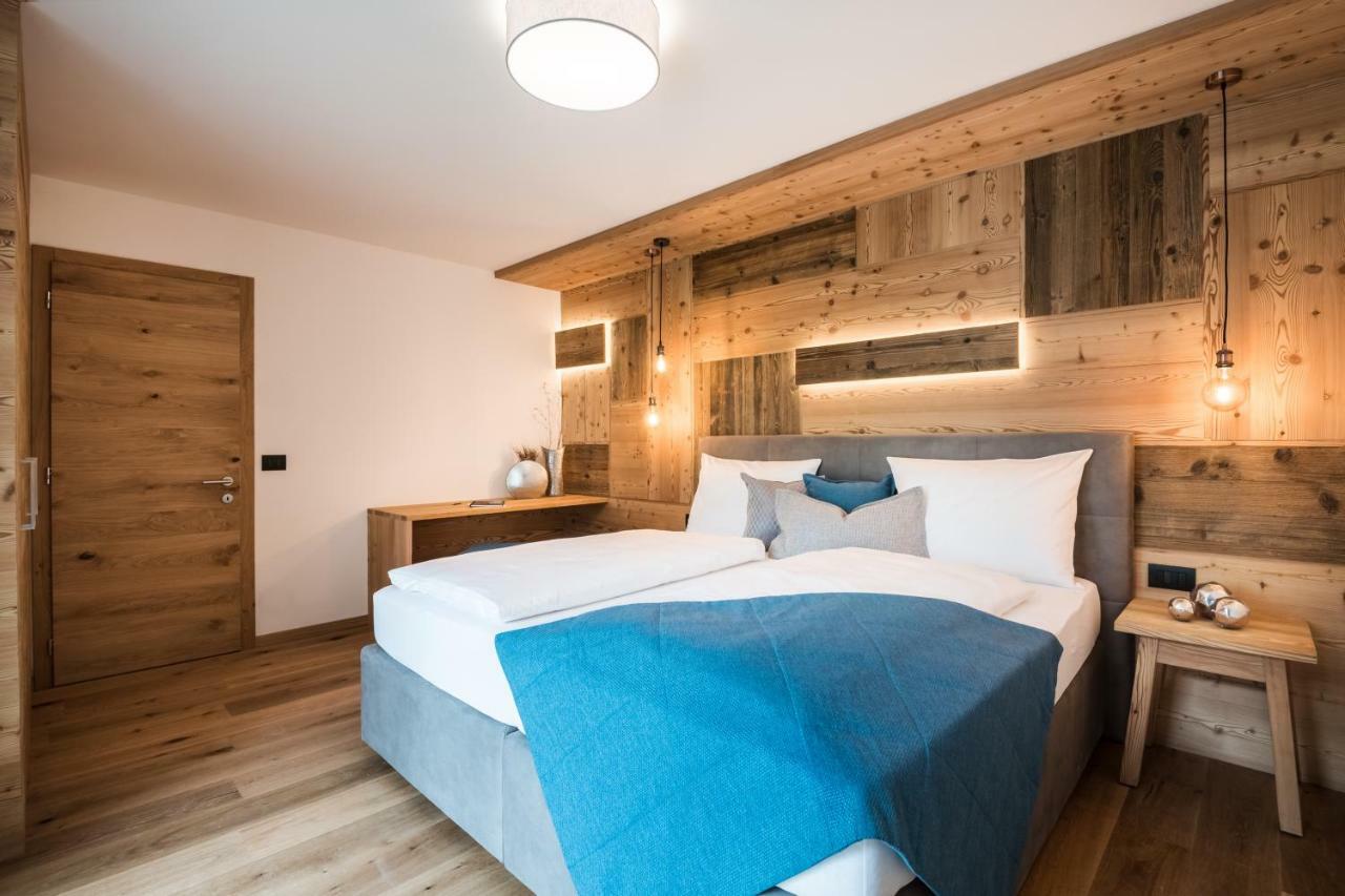 Les Dolomites Mountain Lodges San Martino in Badia Esterno foto