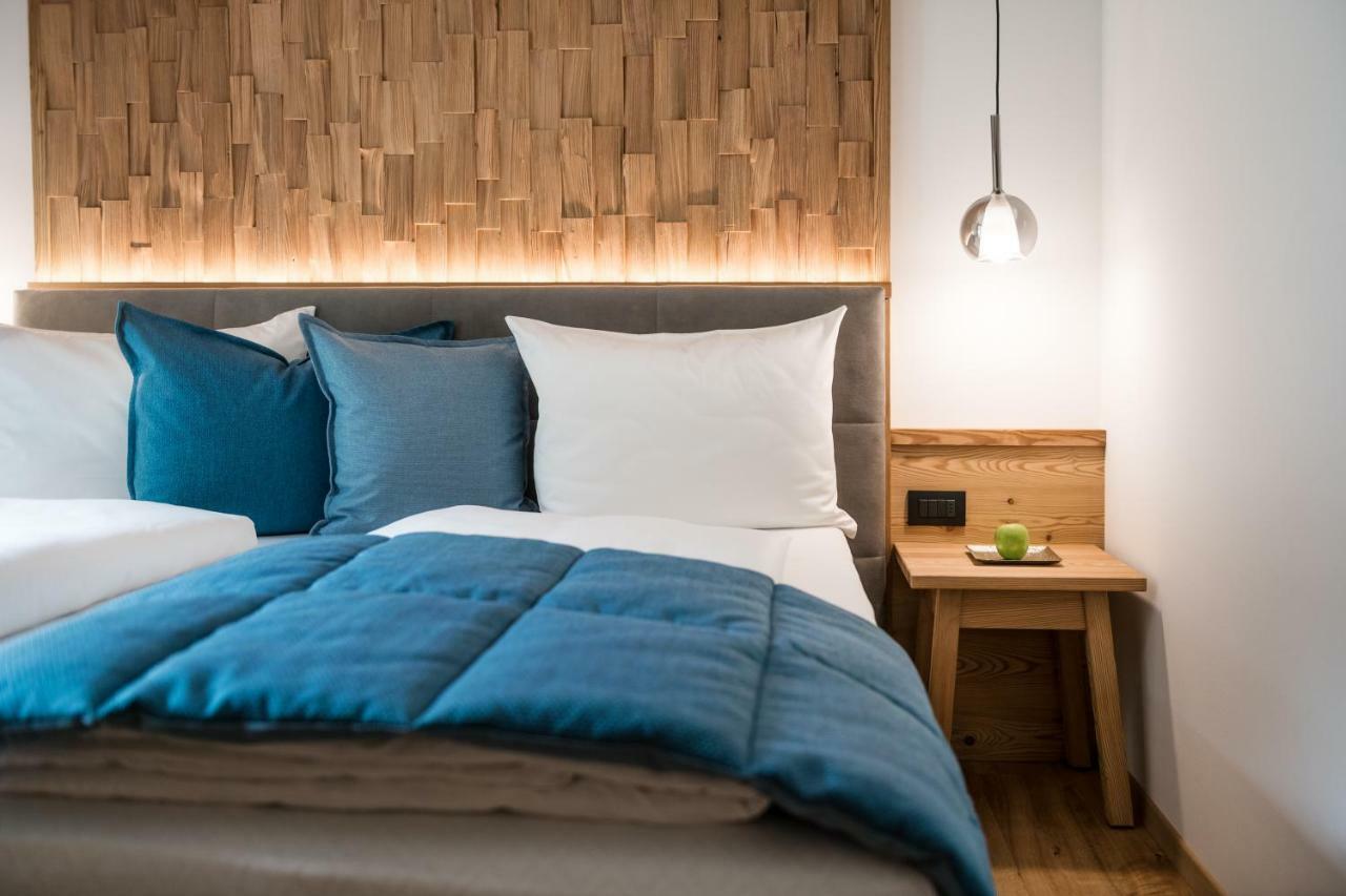 Les Dolomites Mountain Lodges San Martino in Badia Esterno foto