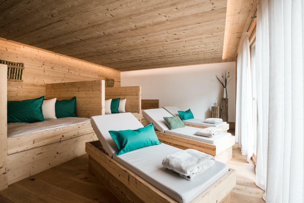 Les Dolomites Mountain Lodges San Martino in Badia Esterno foto